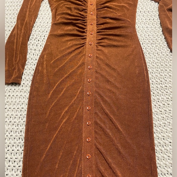 Slinky Dress - Picture 5 of 7